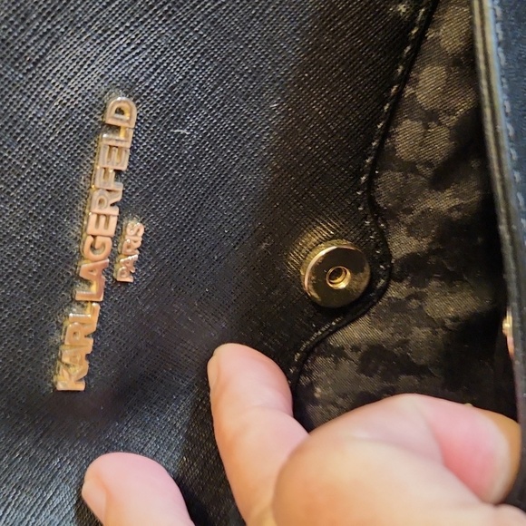 Karl Lagerfeld Tote - Picture 4 of 11